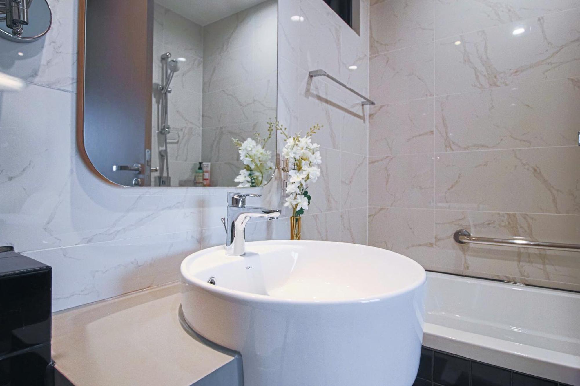 Căn hộ Highclass - D1mension & Zenity, Night Sky View And *
