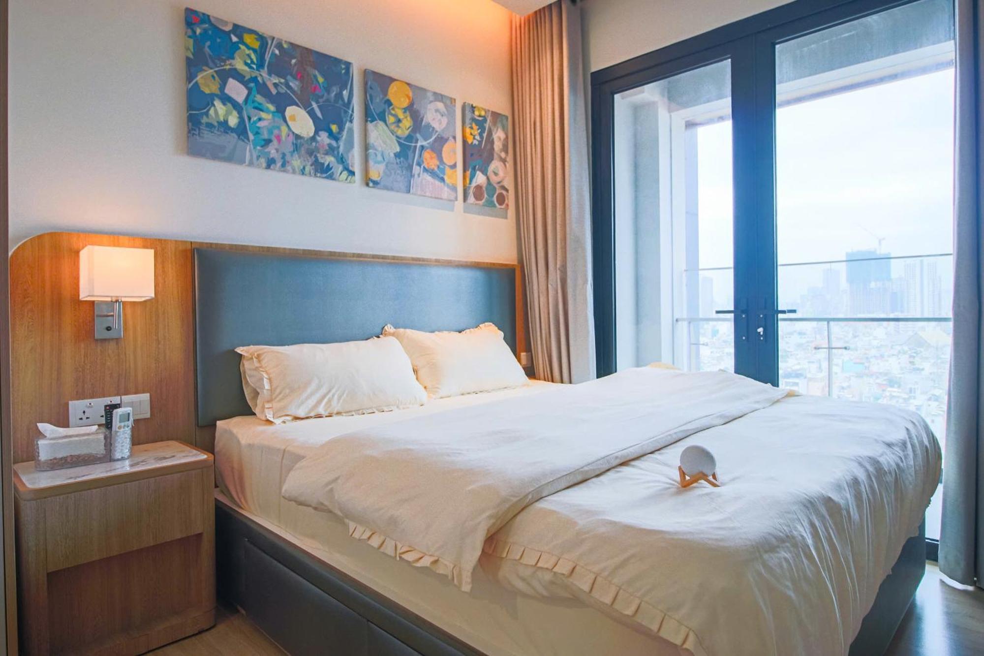 Highclass - D1mension & Zenity, Night Sky View And * TP. Hồ Chí Minh